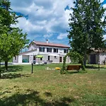 Passalacqua First Floor Between Culture And Sea Пезаро