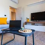 Passalacqua First Floor Between Culture And Sea Apartment *