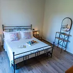 Passalacqua First Floor Between Culture And Sea Apartment